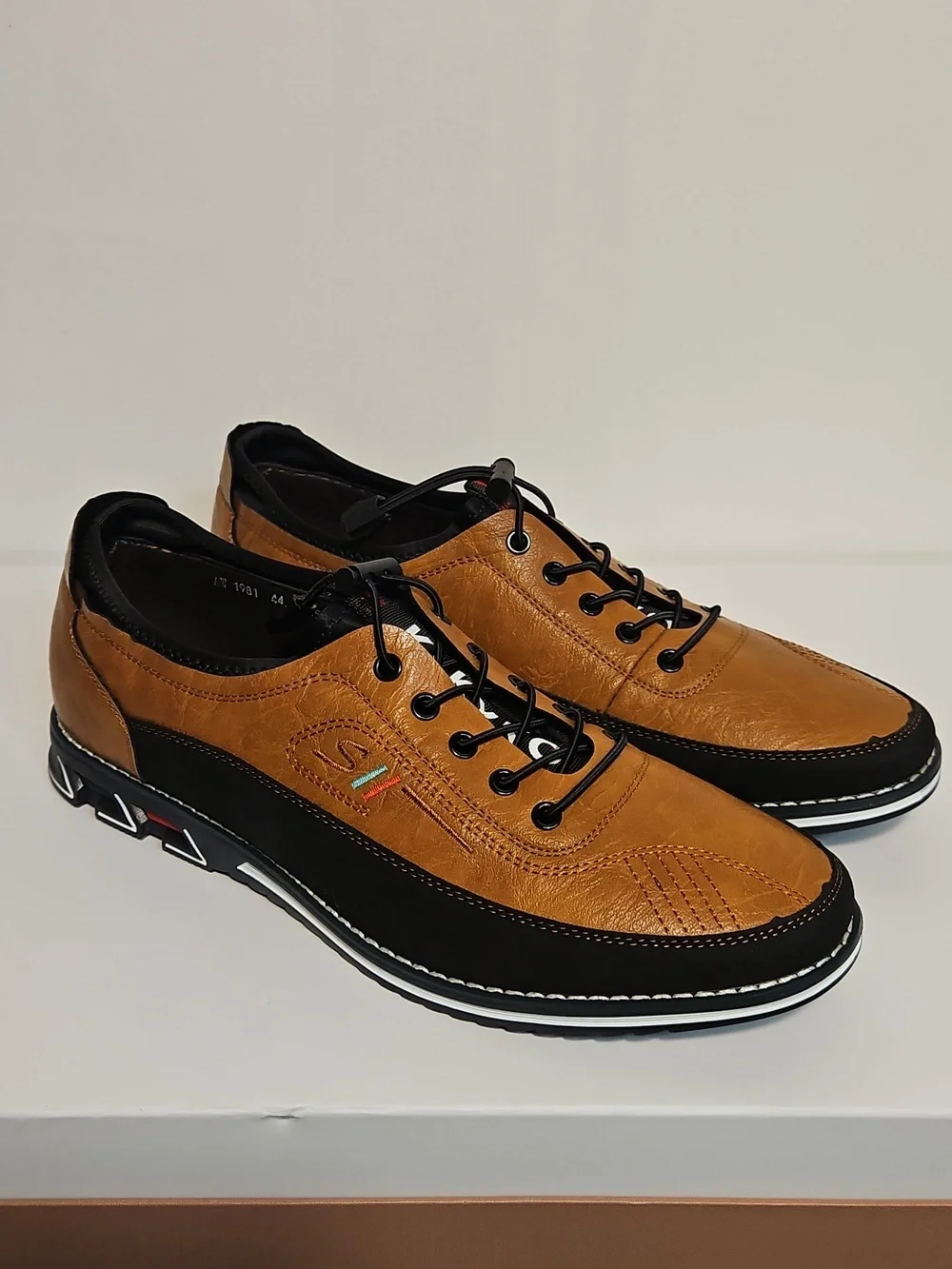 Aston Lace Up Business Loafer Size 10 1/2